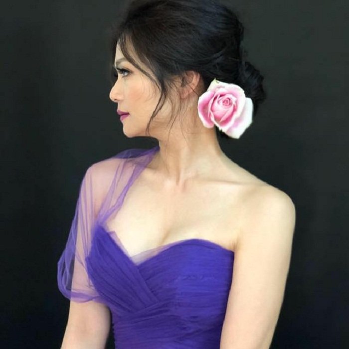 Nhung Phía trước là bầu trời bất ngờ khoe ảnh xinh đẹp thời thiếu nữ